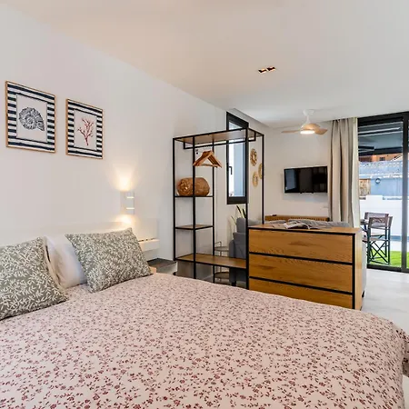 Splendid Penthouse With Terrace In The Center Of *